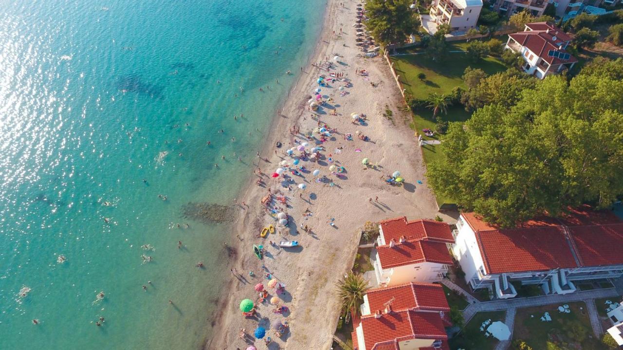 Aello Sea-Seafront Apartments Скала-Фуркас Экстерьер фото